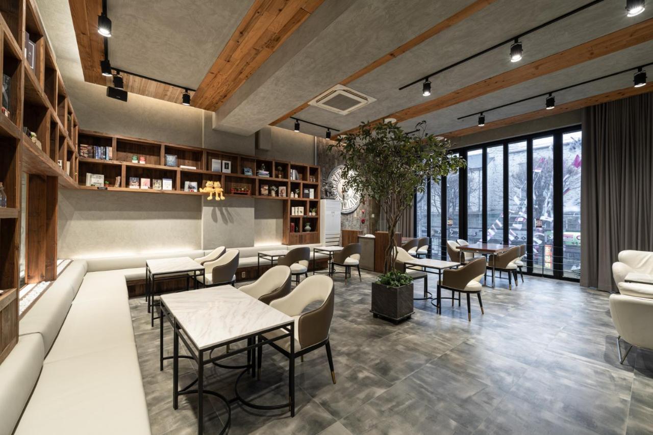 Jeonju Jazz Around Hotel Ngoại thất bức ảnh
