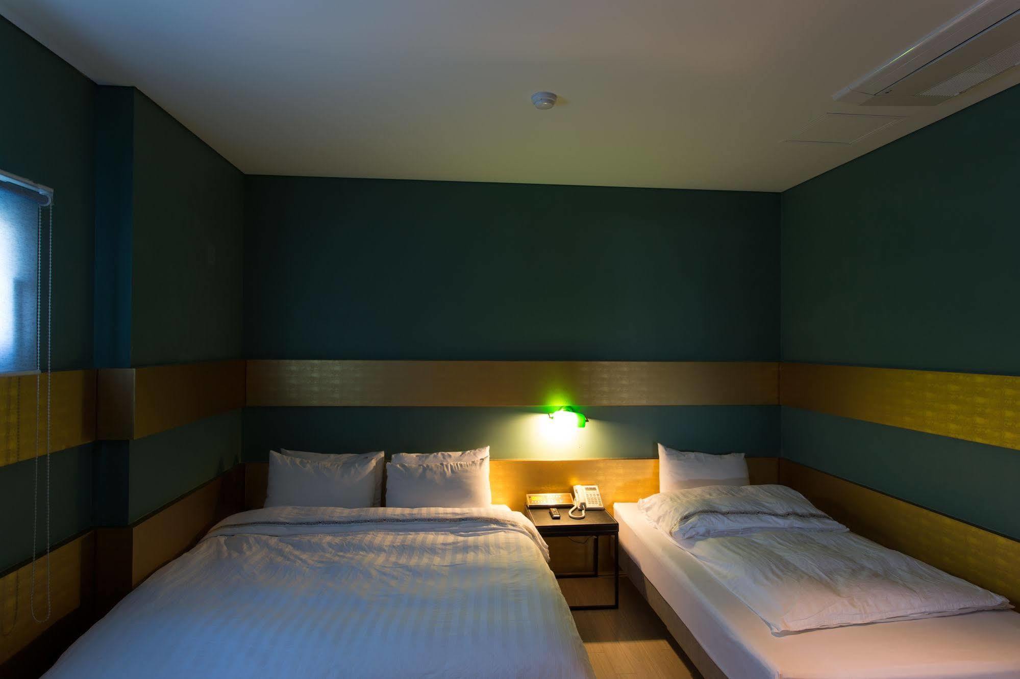 Jeonju Jazz Around Hotel Ngoại thất bức ảnh